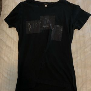 Black long tee shirt
